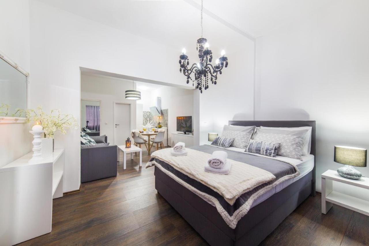 Ipm Apartments Kaštela Esterno foto