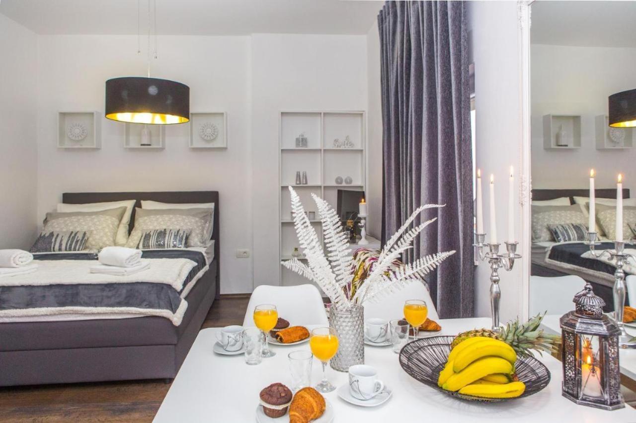 Ipm Apartments Kaštela Esterno foto